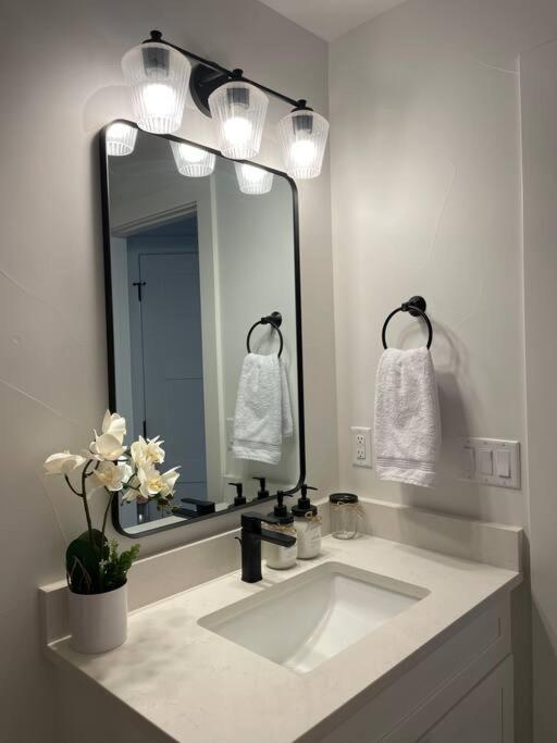 Private, Cozy, Suite By Mile High Stadium And Downtown Denver! Esterno foto